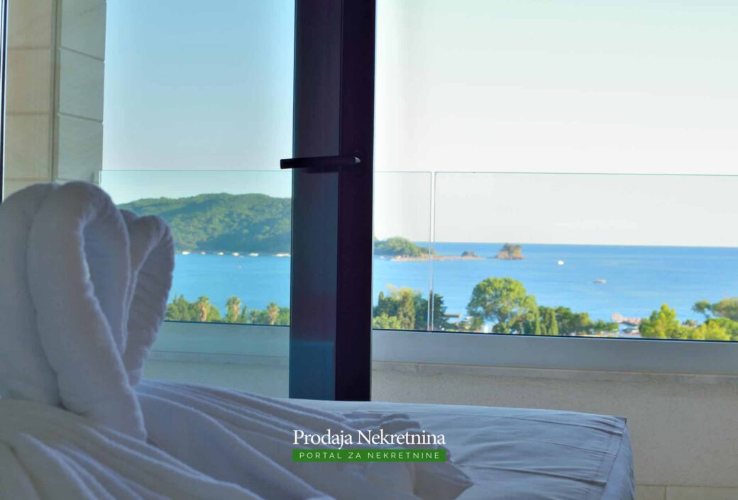 Luxury-penthouse-for-sale-in-Budva (34)