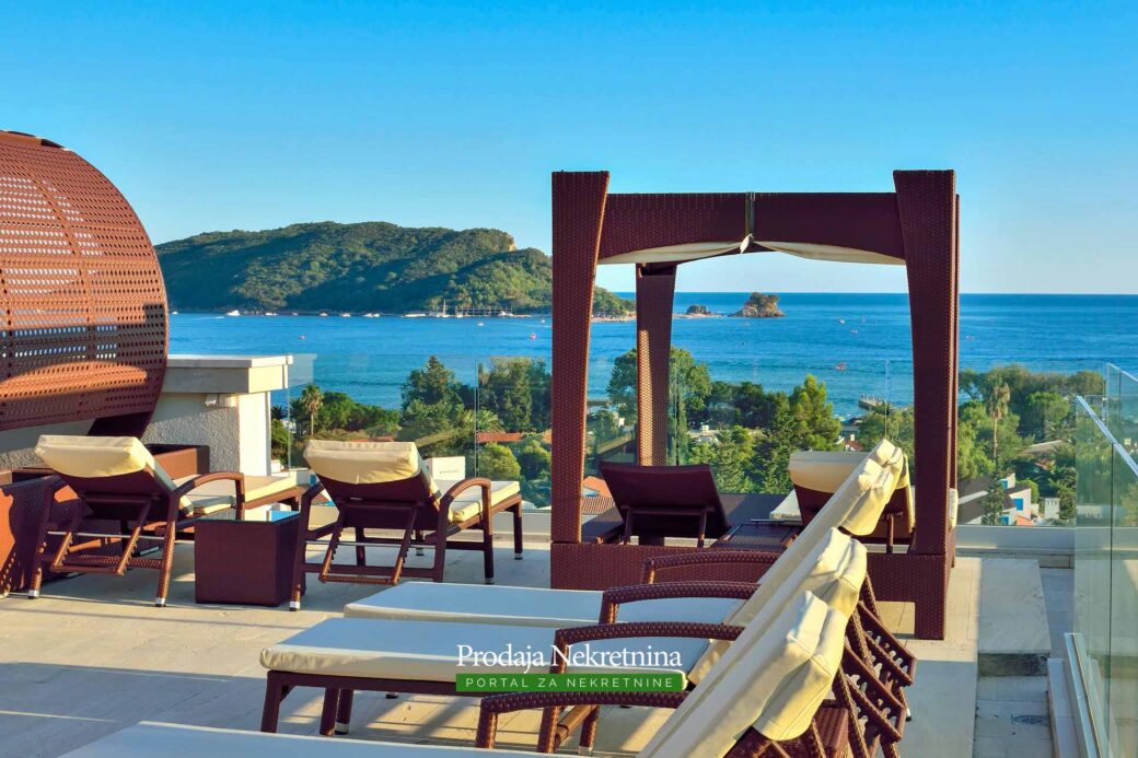 Luxury-penthouse-for-sale-in-Budva (8)