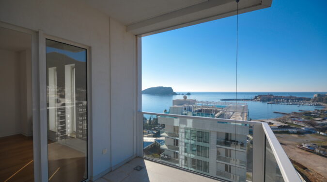 Two bedroom apartment in Budva