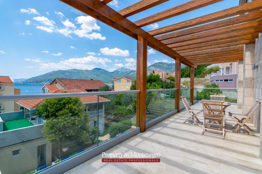 Villa for sale in Tivat