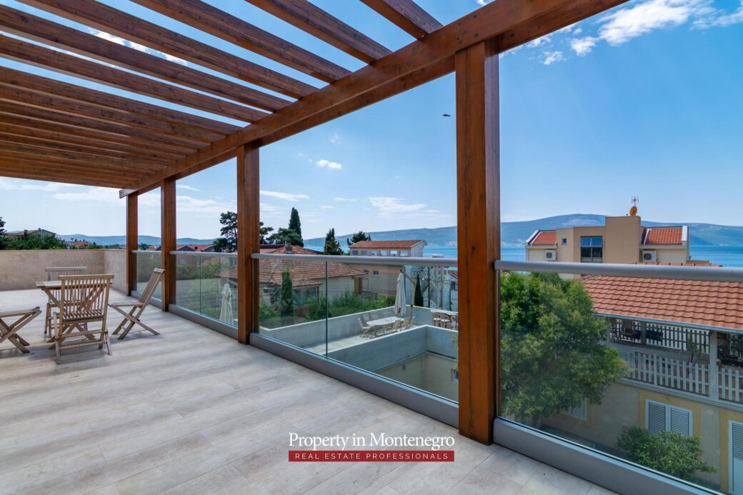 Villa for sale in Tivat