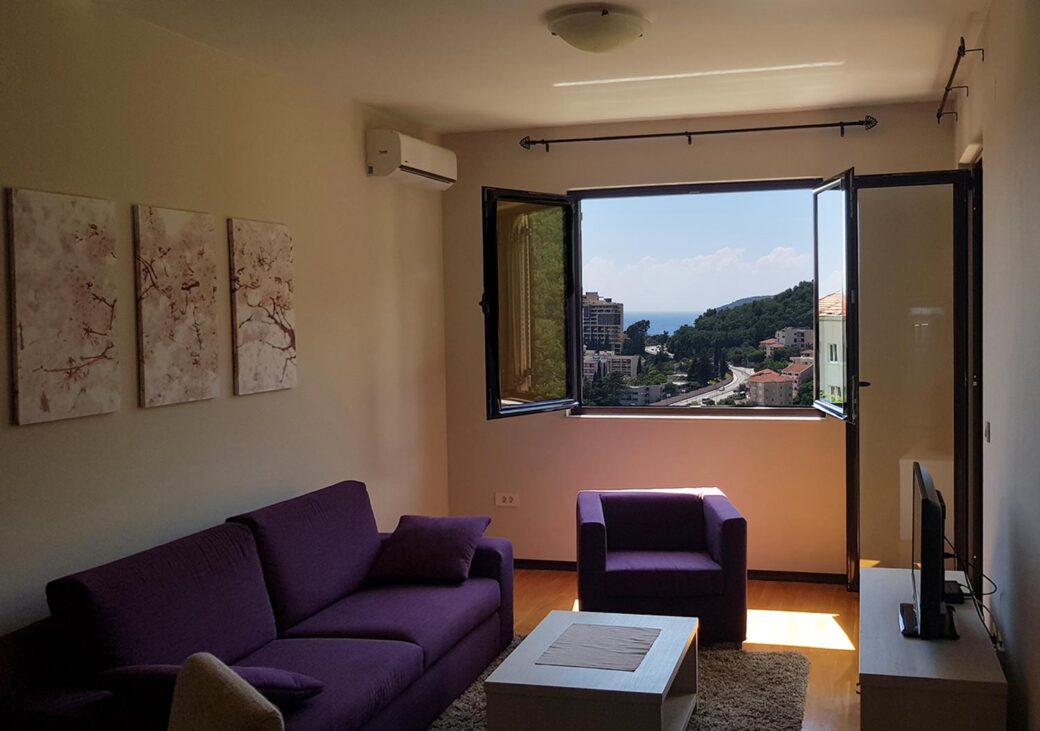 Apartment for sale in Becici