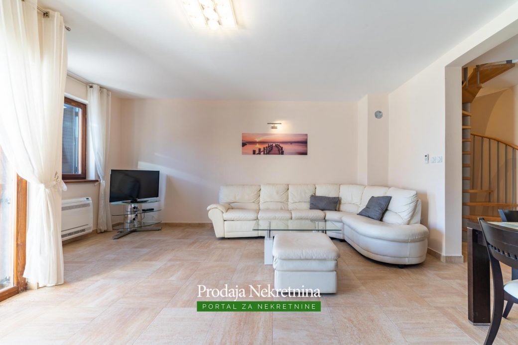 Duplex for sale in Kamenari