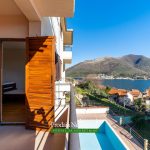 Duplex apartment with swimming pool ih Herceg Novi