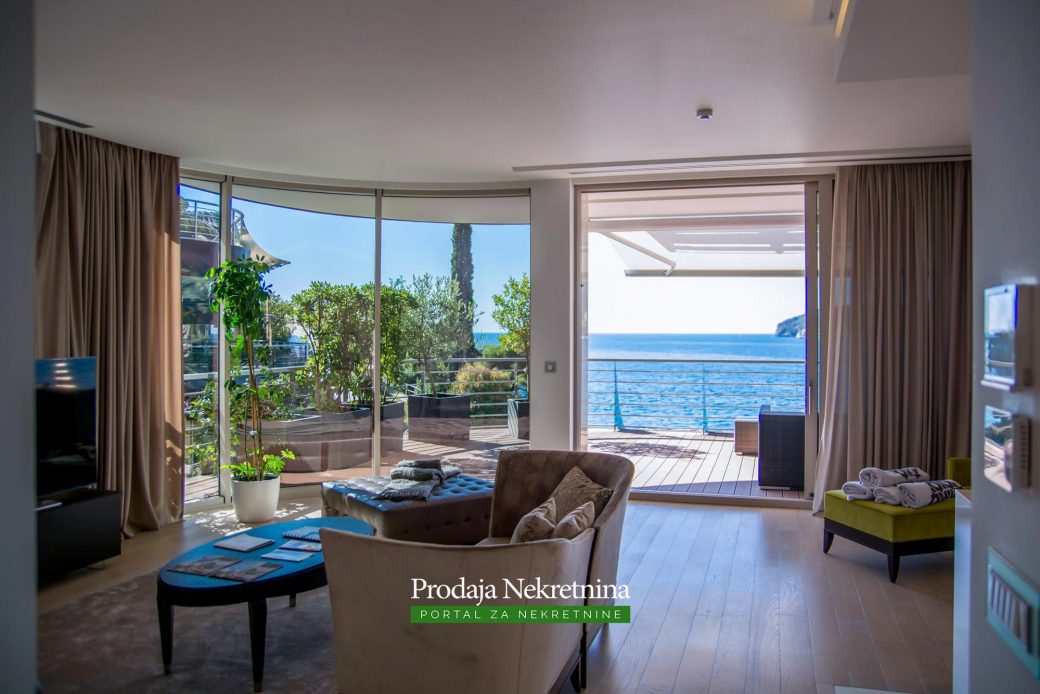 Luxury penthouse for sale in Budva