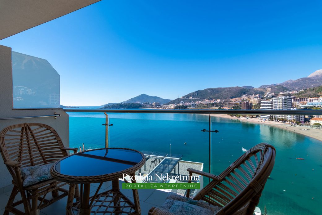 Apartment for sale in Budva