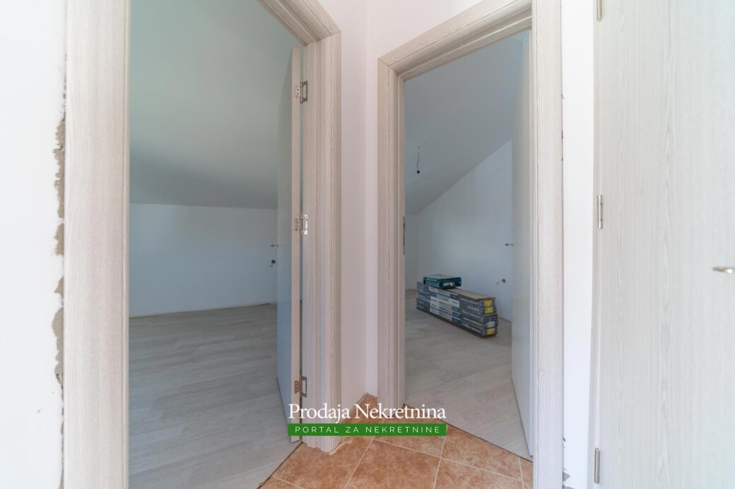 Two bedroom penthouse in Tivat