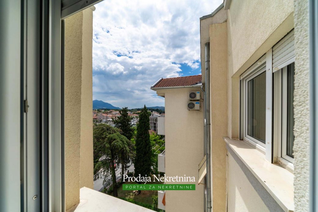 Apartment for sale in the center of Tivat