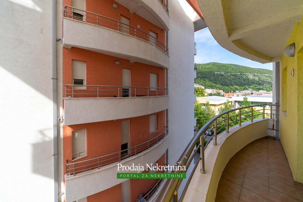 Apartment for sale in Budva