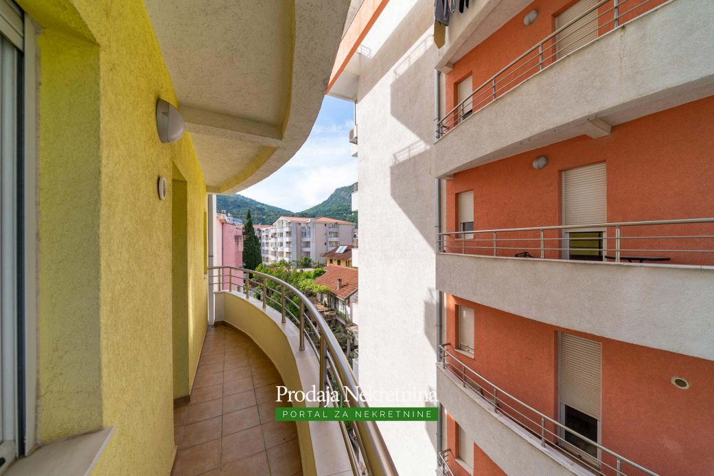 Apartment for sale in Budva