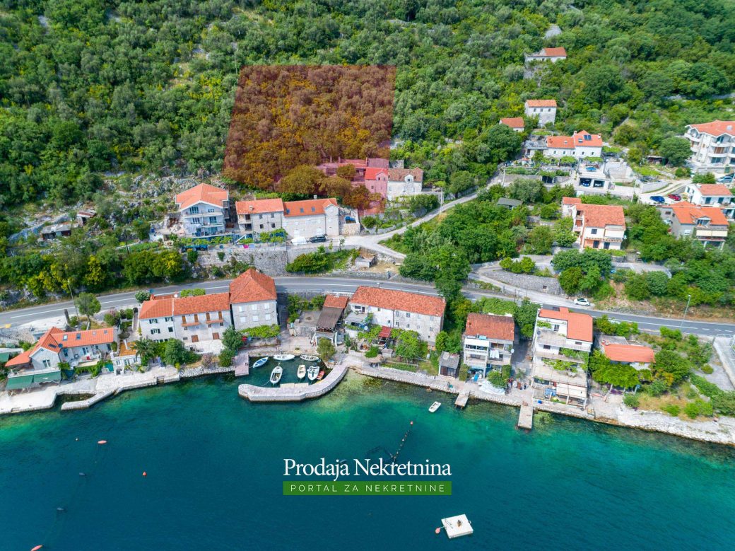 Land for sale in Bay of Kotor