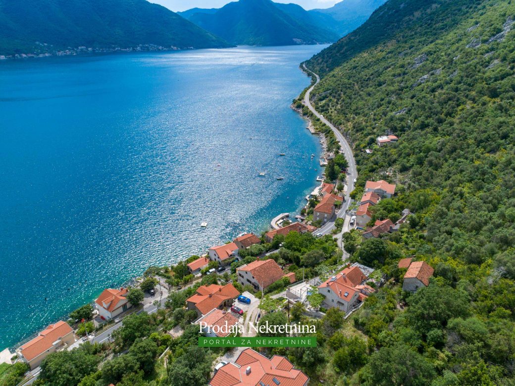 Land for sale in Bay of Kotor