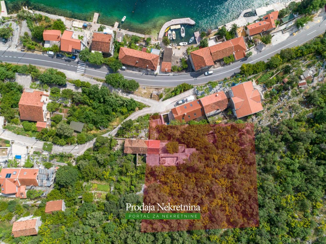 Land for sale in Bay of Kotor