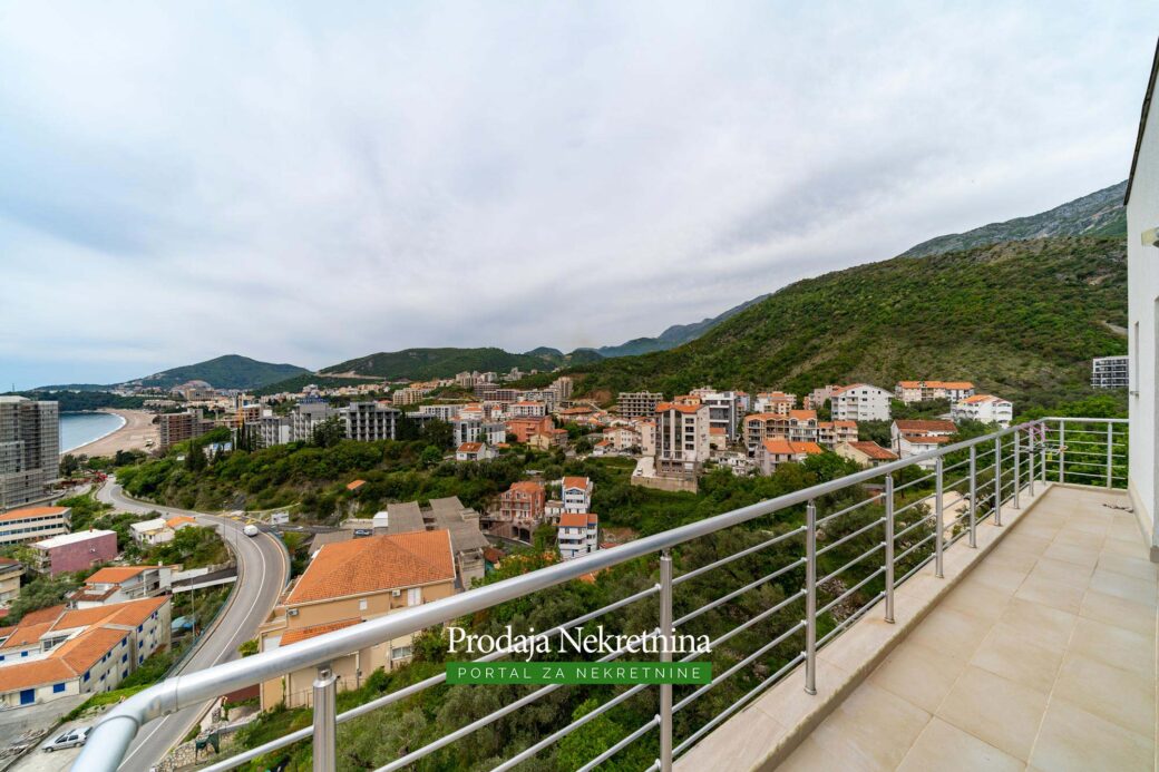 Apartment for sale in Rafailovici