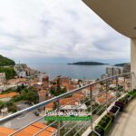 Apartment for sale in Rafailovici