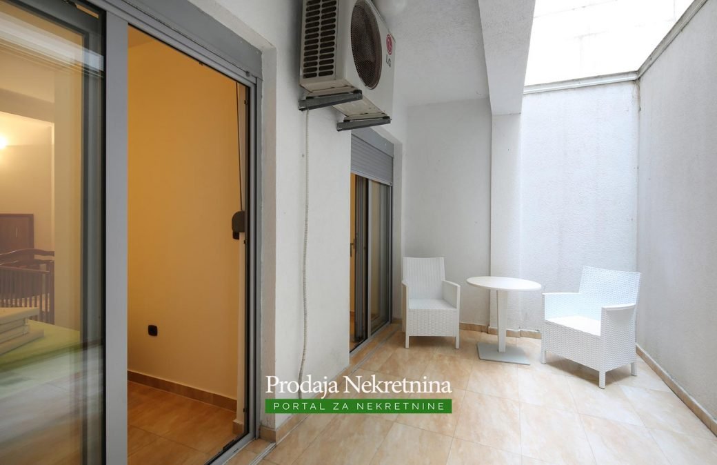 First line apartment for sale in Budva