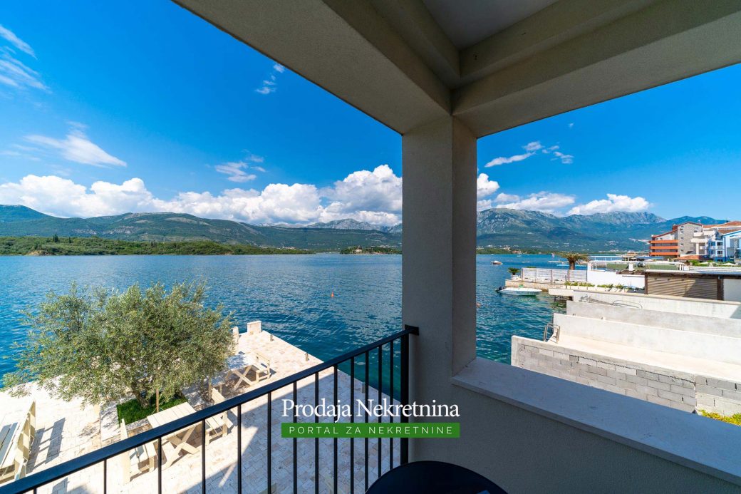 Apartment for sale in Tivat Bay