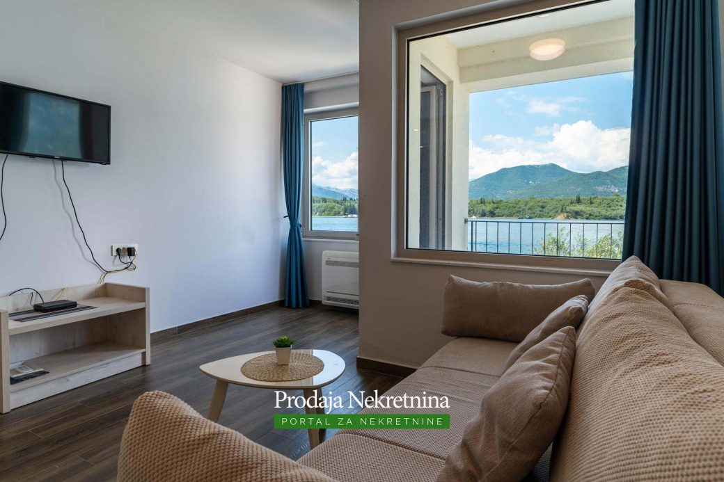 Apartment for sale in Tivat Bay