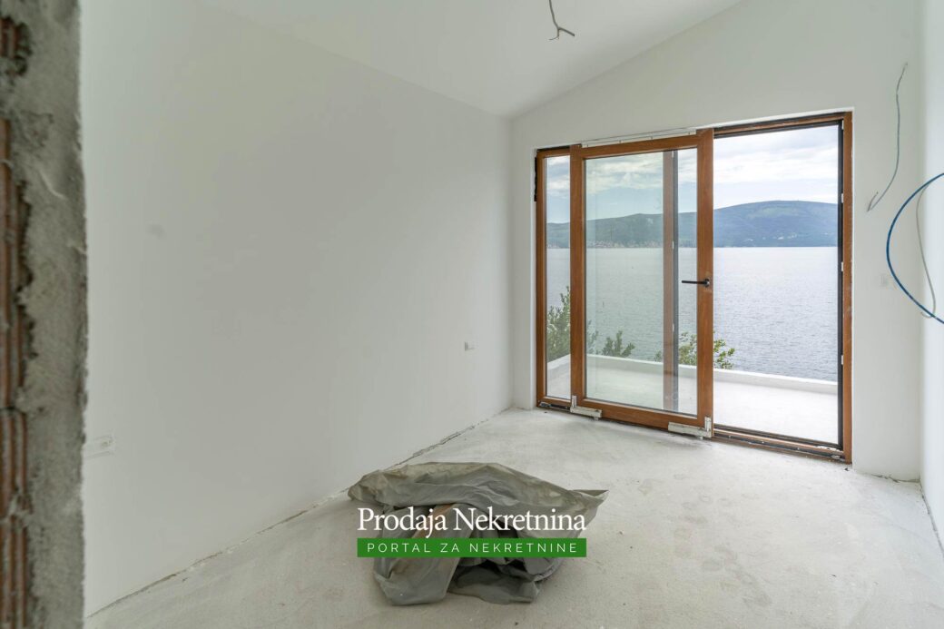 Seafront apartments for sale in Tivat Bay