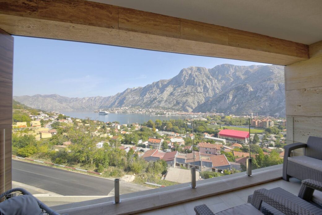 Three bedroom apartment for sale in Kotor