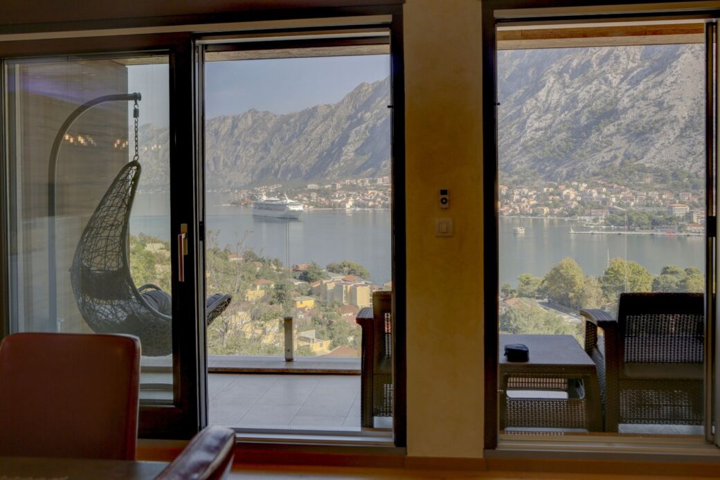 Three bedroom apartment for sale in Kotor