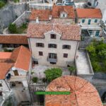 Stone house for sale in Perast