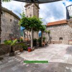 Stone house for sale in Perast