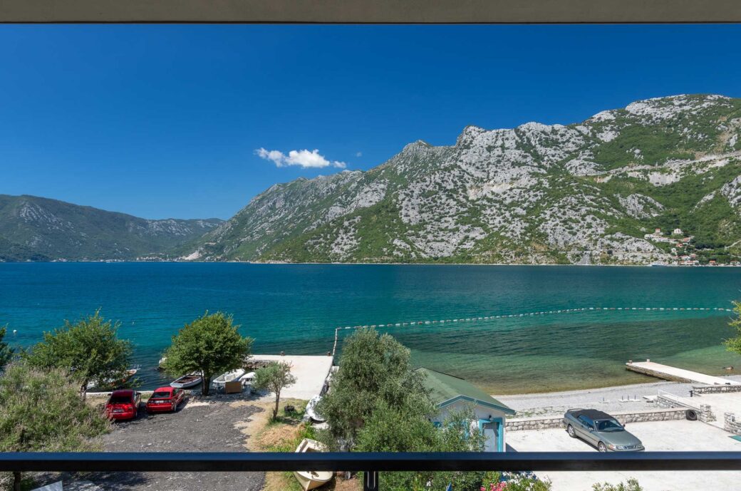 Studio for sale in Kotor Bay