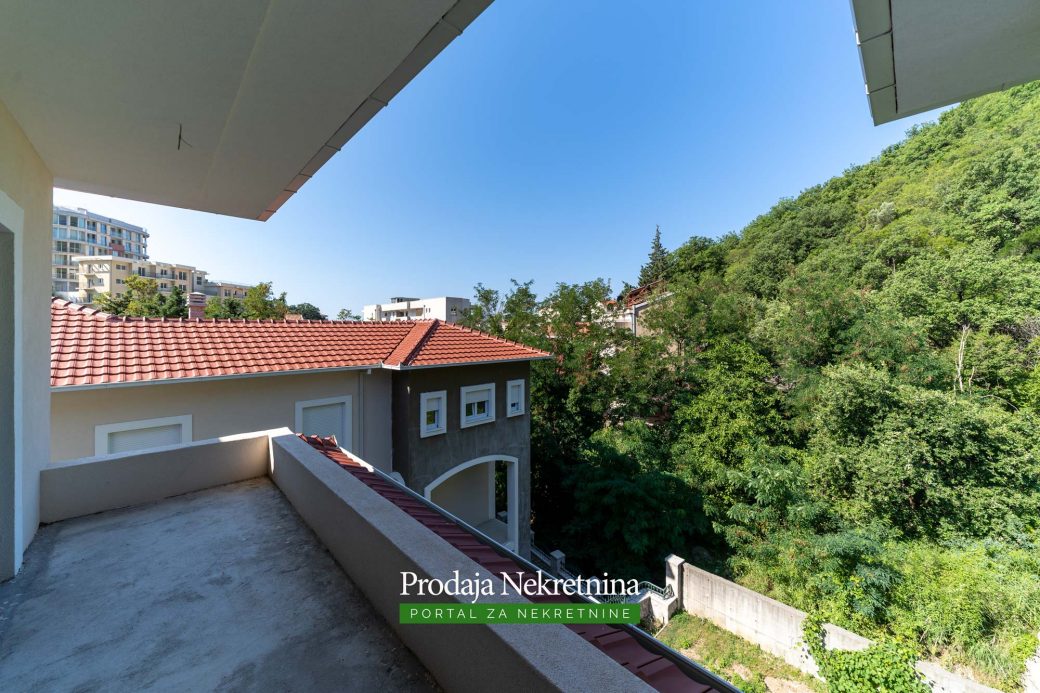 House for sale in Budva Riviera