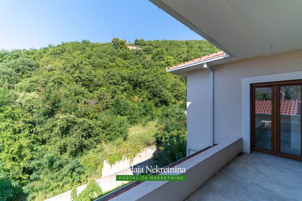 House for sale in Budva Riviera