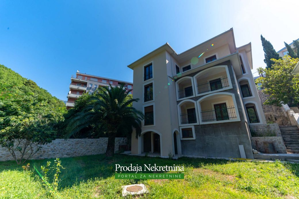 House for sale in Budva Riviera