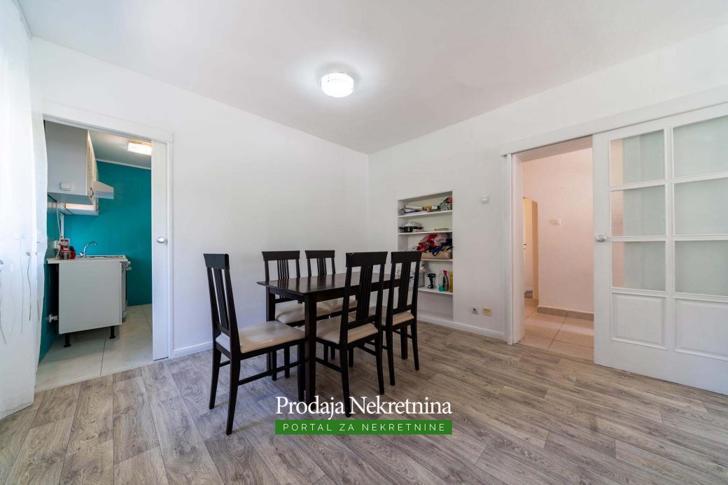 Trosoban apartman u Zalivu