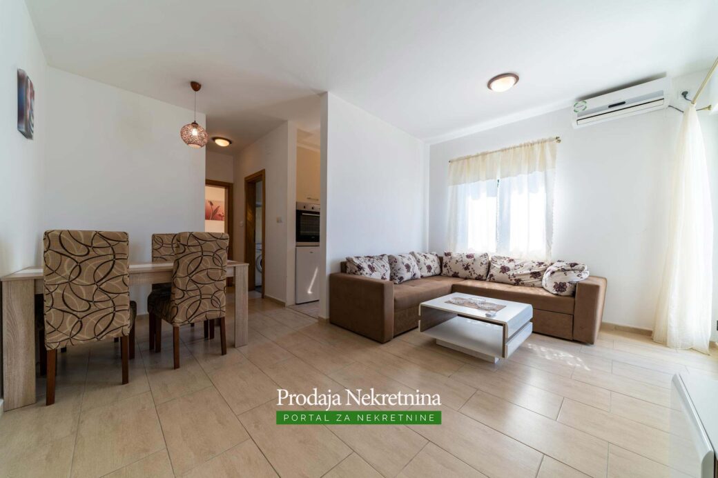 Two bedroom apartment in Tivat