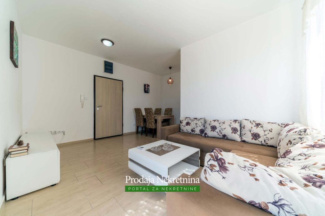 Two bedroom apartment in Tivat