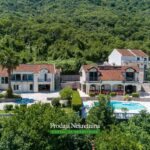 Villas-with-swimming-pool-for-sale-in-Bay-of-Kotor (12)