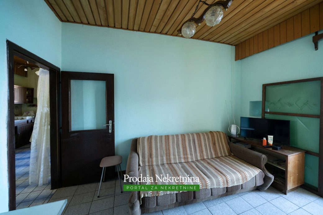 Apartment for sale in Perast