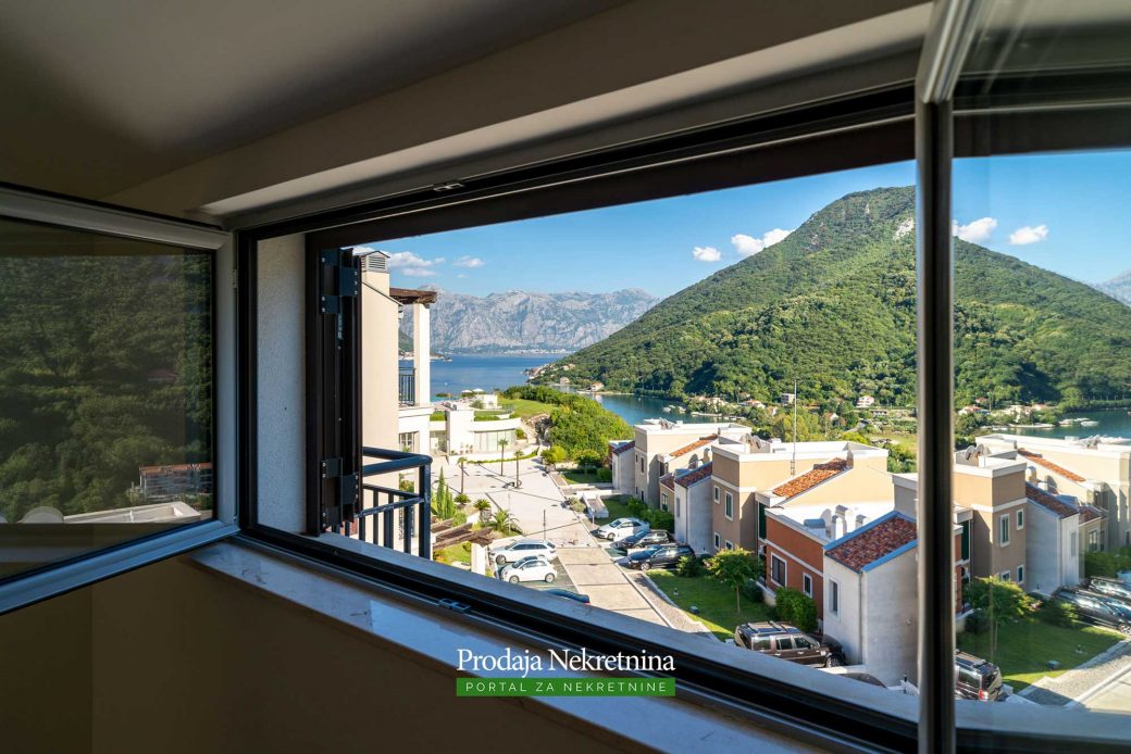 Apartment for sale in Bay of Kotor