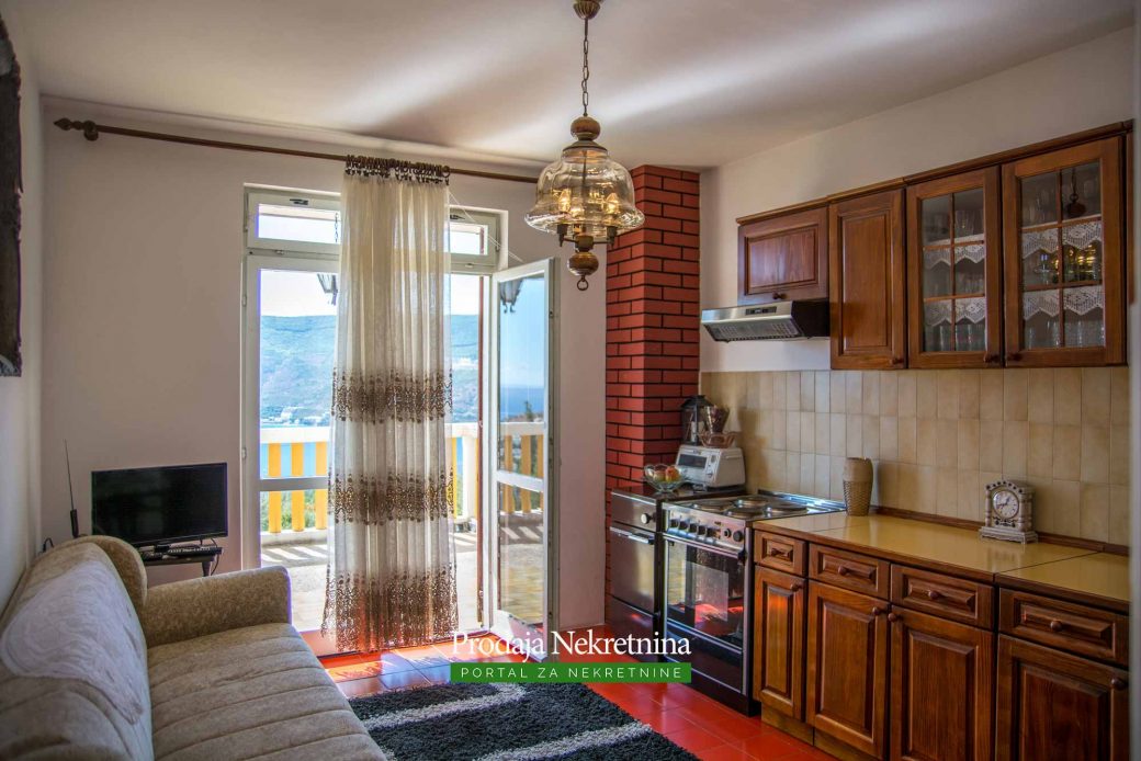 House for sale in Herceg Novi