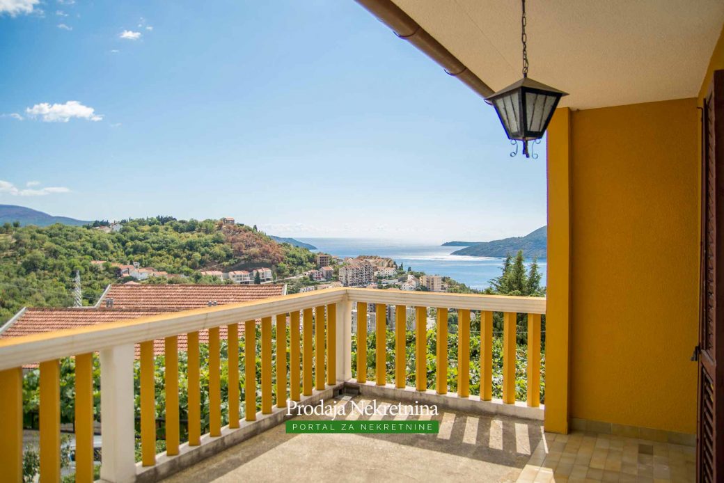 House for sale in Herceg Novi