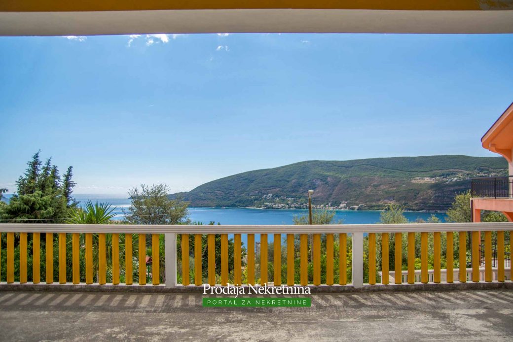 House for sale in Herceg Novi