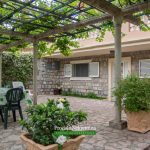 House for sale in Lustica