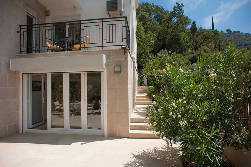 Luxury house for sale in Budva Riviera