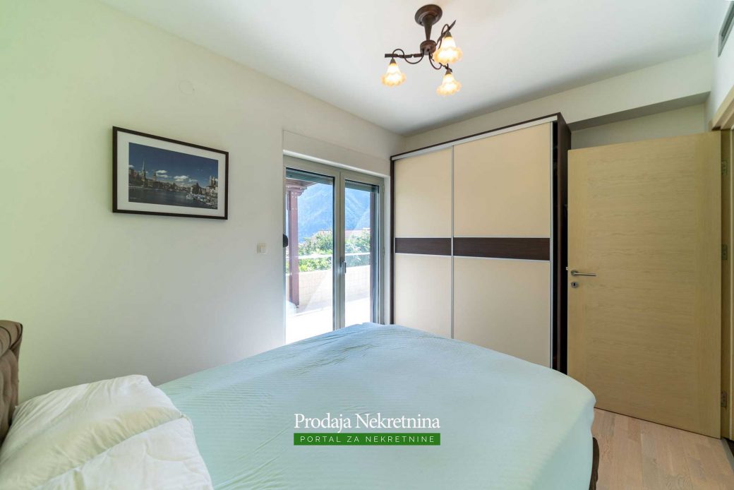 Two bedroom apartment in Kotor Bay