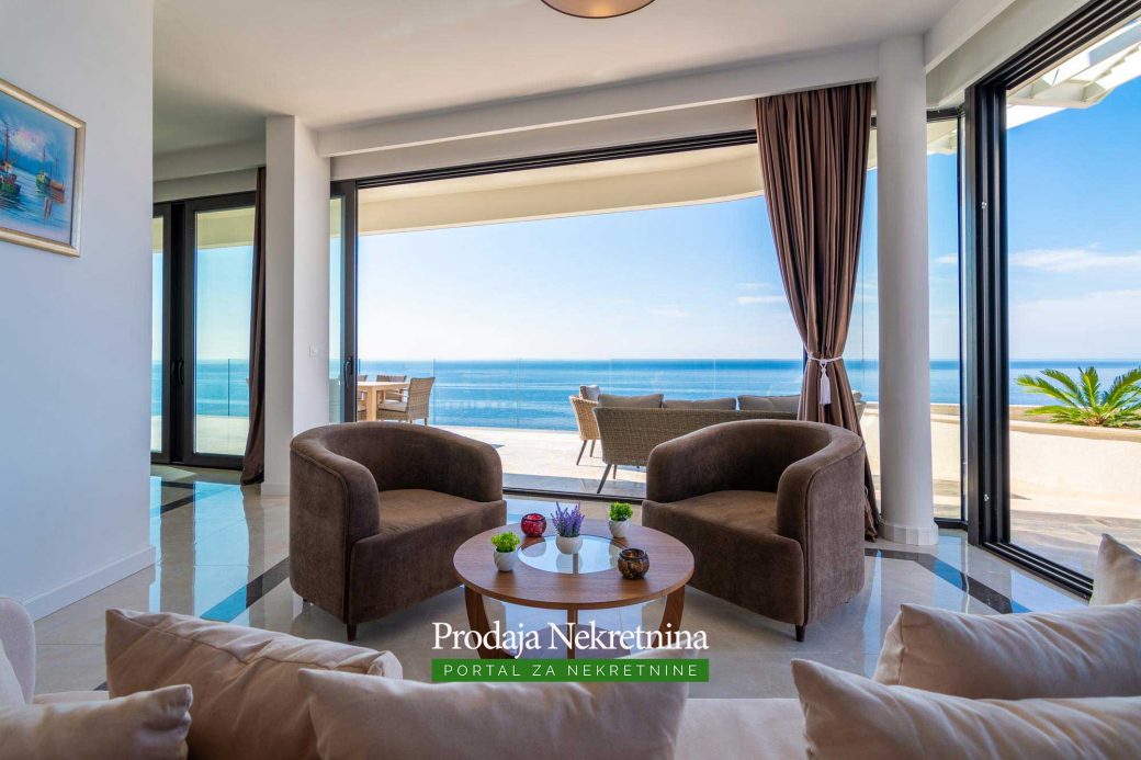 Luxury villa for sale in Budva Riviera