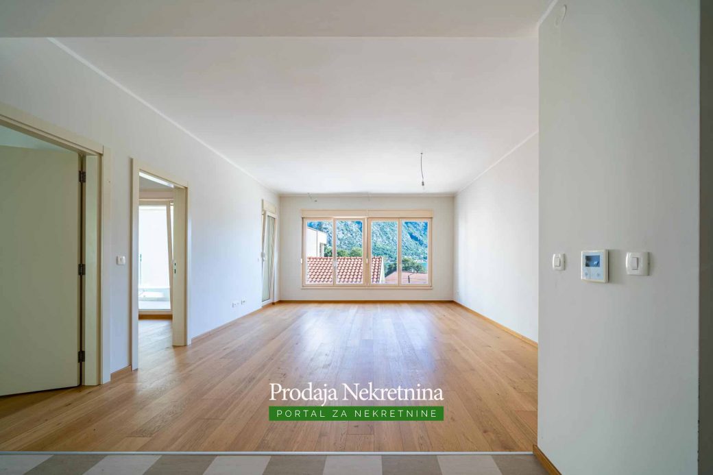 Prodaje se apartman u novogradnji u Kotoru