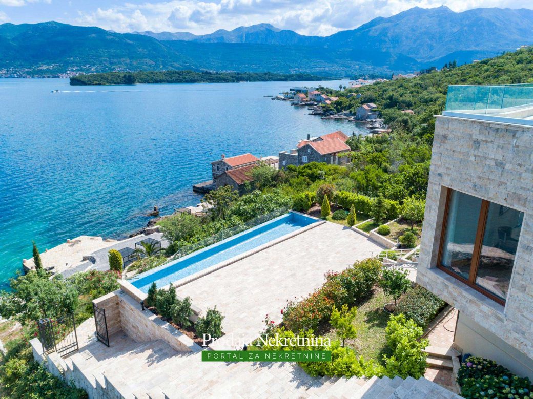 Seafront villa for sale in Tivat Bay