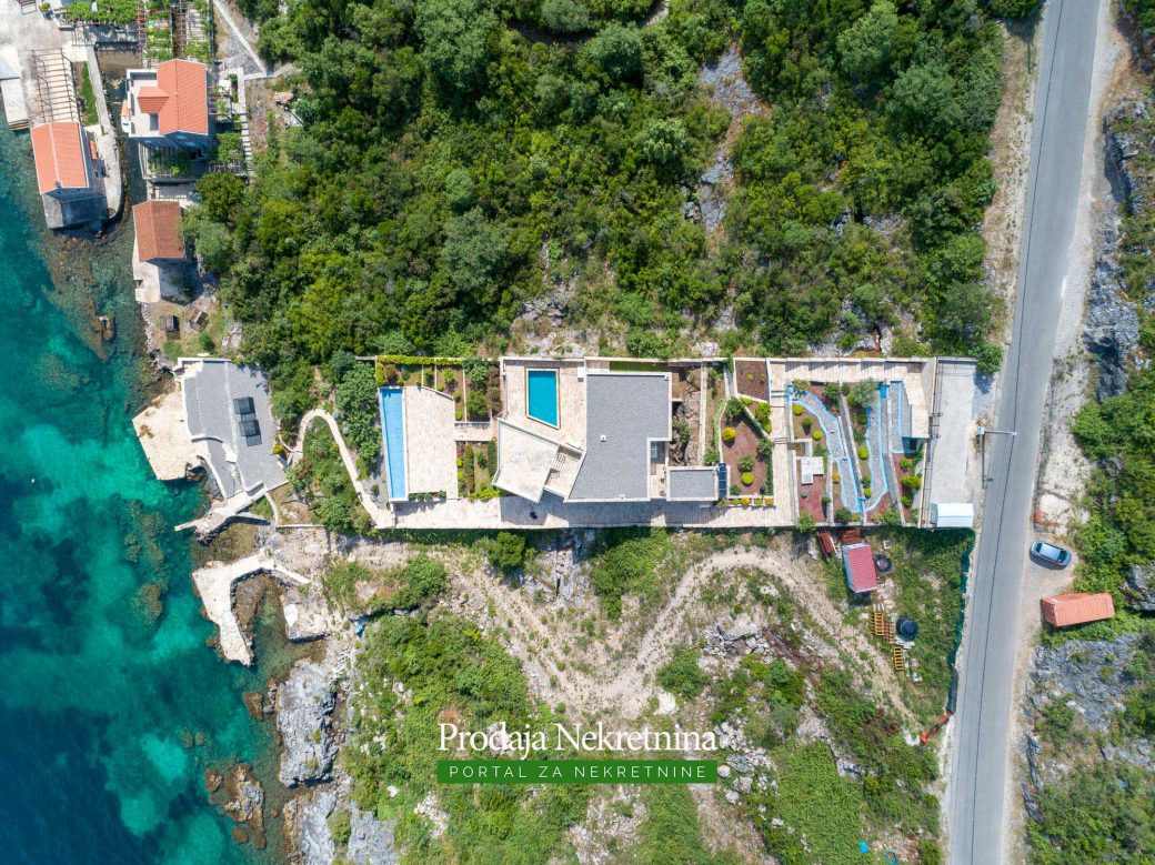 Seafront villa for sale in Tivat Bay