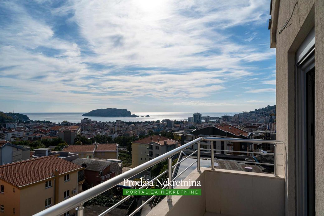 Luxury penthouse for sale in Budva