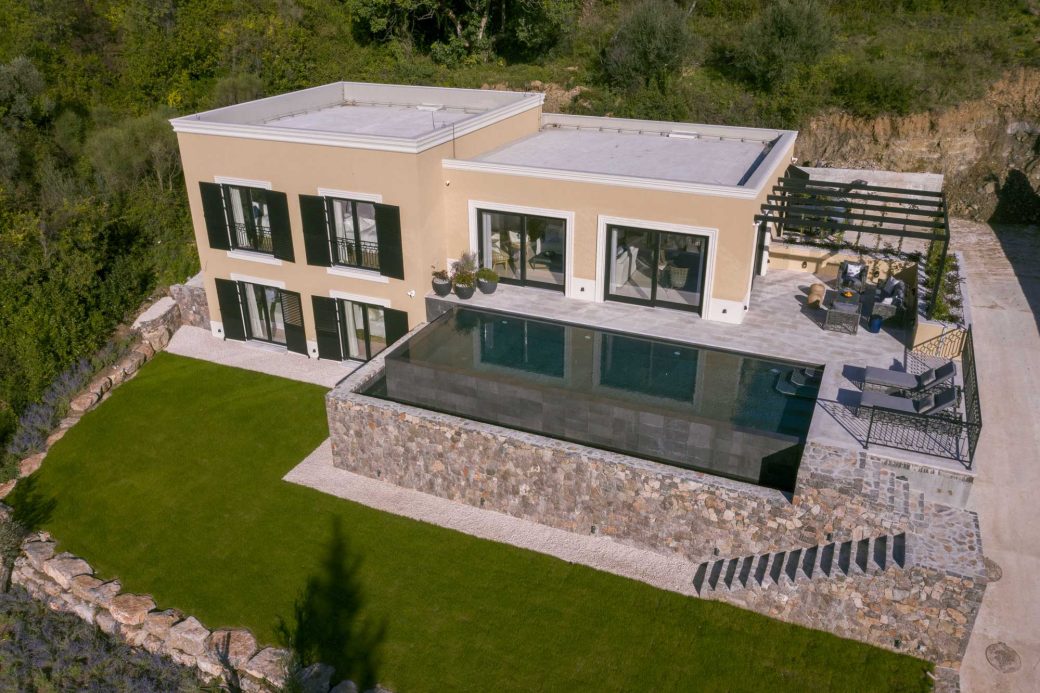 Modern villa for sale in Tivat