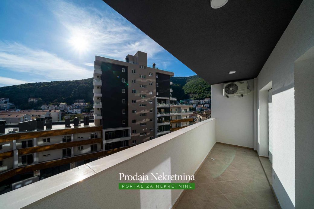 One bedroom apartment for sale in center of Budva